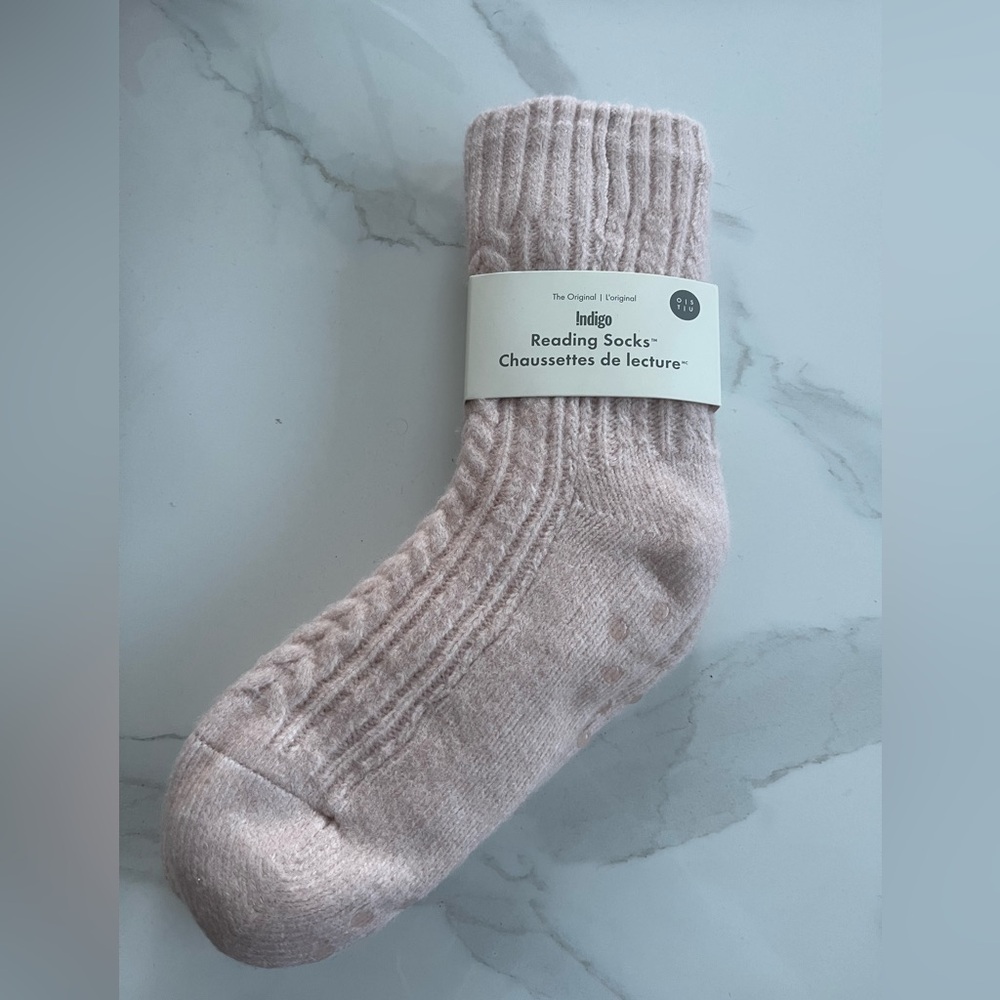 NWT: Indigo Women’s Reading Socks